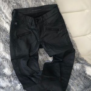 Rock and republic faux leather waist rise jeans